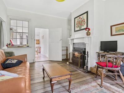 186 New Road, Franklin