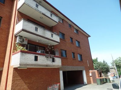9 / 5 Forbes Street, Warwick Farm