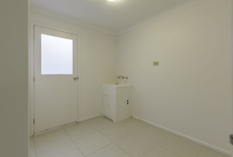 7 Waterstone Cove, Sanctuary Lakes