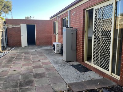 1 / 10 Rotherham Street, Belmont