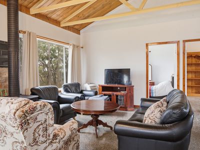 105 Speed Road, Hilldene