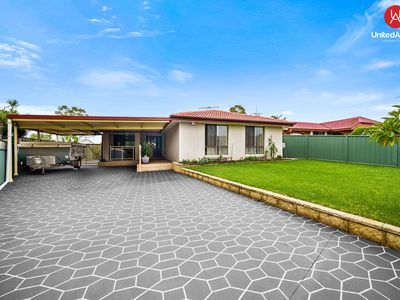 4 Melville Close, Hinchinbrook