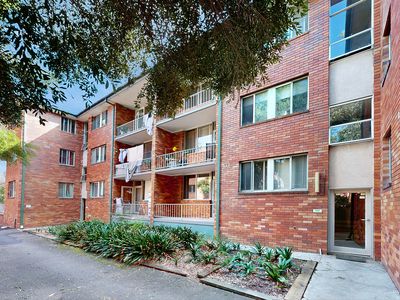 7 / 11 Queens Road, Westmead