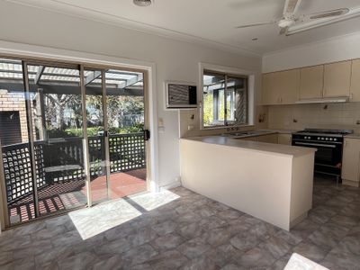 13 Gladstone Street, Hamlyn Heights