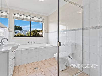 11 Green Crescent, Shell Cove