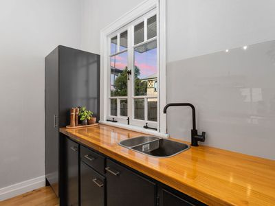 5 Advance Street, Newtown