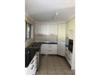 8 Laguna Court, Urangan