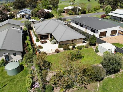 22 Hores Lane , Tawonga