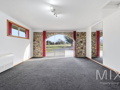 20 Jordan Downs Drive, Brighton