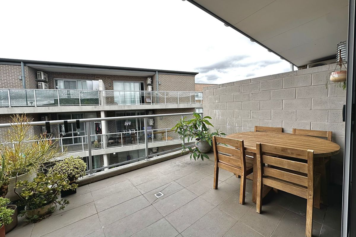 313k / 81 Courallie Avenue, Homebush West