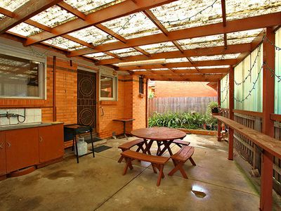 9 Berthandra Court, West Footscray
