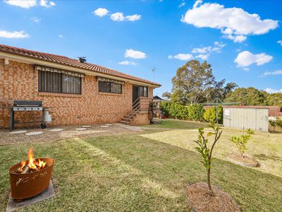 20 Ettalong Place, Woodbine