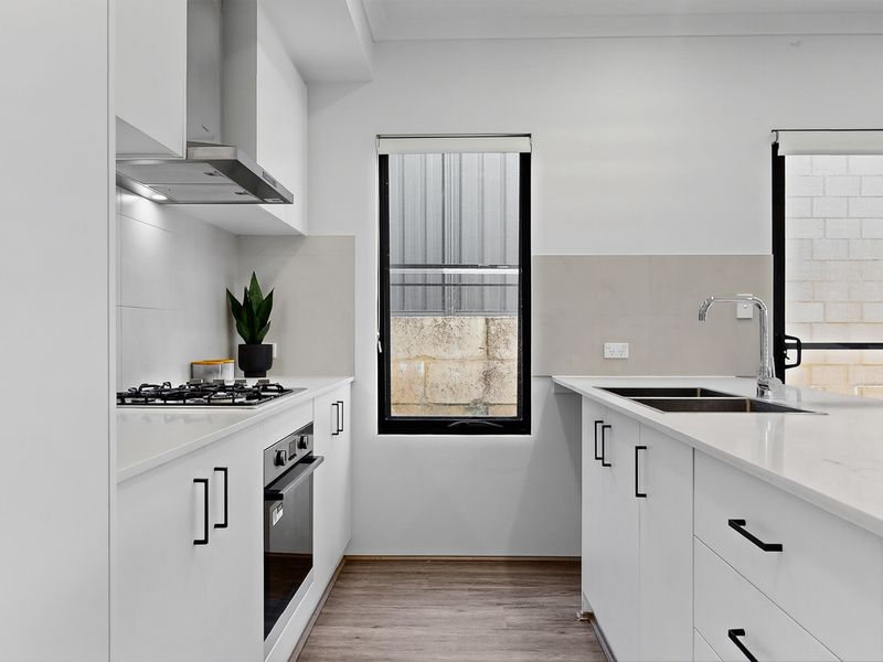 A&B / 35 Badrick St, Warwick