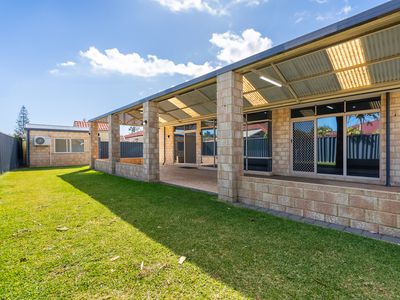 42 Achiever Avenue, Port Kennedy