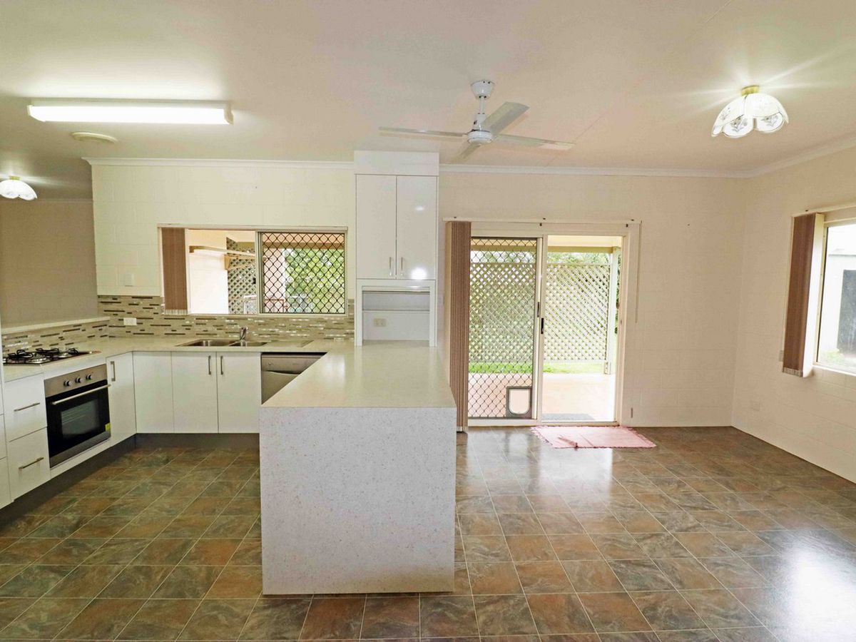 12 Vit Close, Atherton