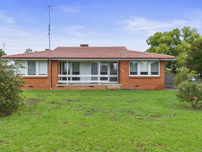 32 McNamara Street, Finley