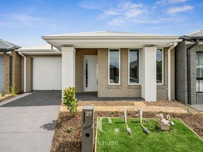 27 Tranquility Crescent, Armstrong Creek