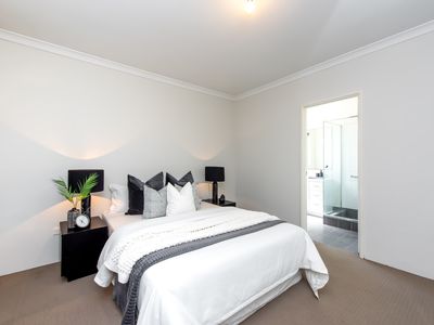 34B Eastdene Circle, Nollamara