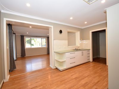 8 Harry Street, Gosnells