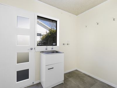 2 / 28 Marlborough Street, Silverstream
