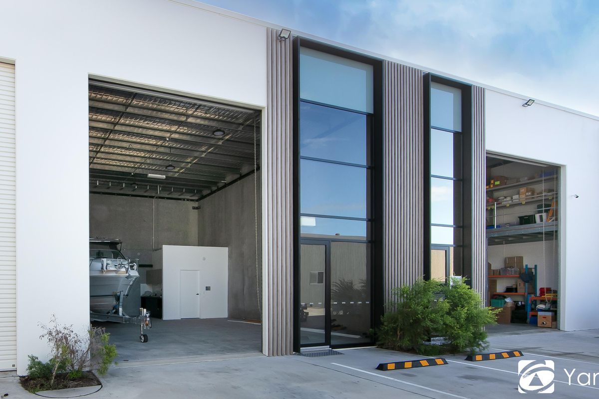 Units 3 & 4 / 26 Fairtrader Drive, Yamba