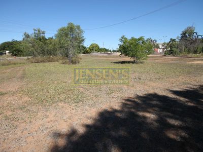 19 New Queen Road, Queenton