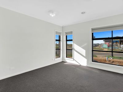 21 Valencia Street, Weir Views