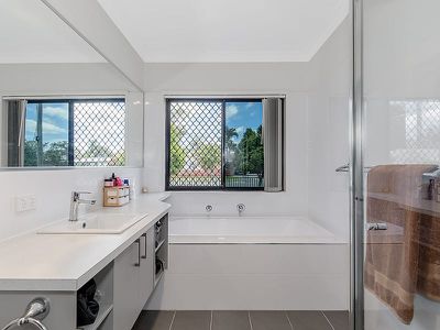 16 Pine Street, Jacobs Well