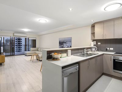 76 / 18 Wellington Street, East Perth