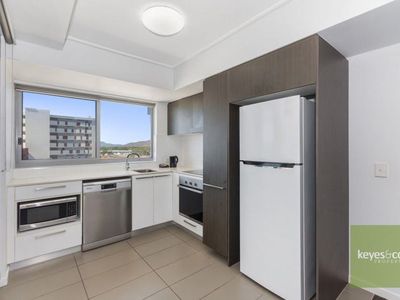 23 / 3 Kingsway Place, Townsville City