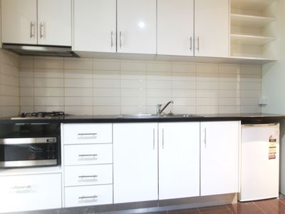 9 / 5 Archibald Street, Box Hill