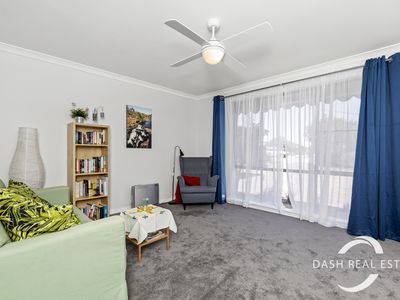 7 Glenbank Cres, Kallaroo