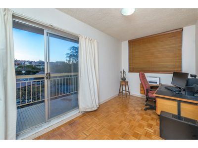 13 / 48 Glen Road, Toowong