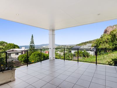 1 Balmoral Place, Castle Hill