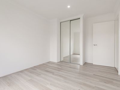 16 Ashville Grange, Henley Brook