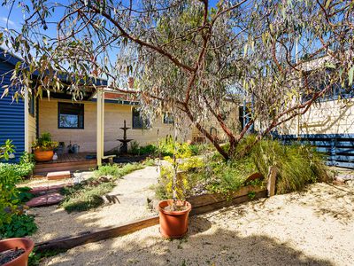 11 Hall Street, Castlemaine