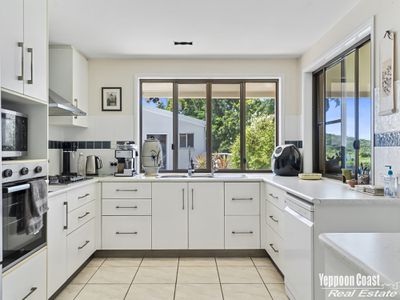 94 Howes Road, Farnborough