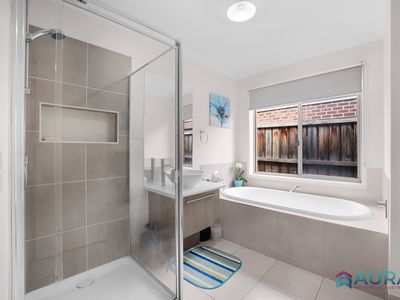 10 Simonson Way, Williams Landing
