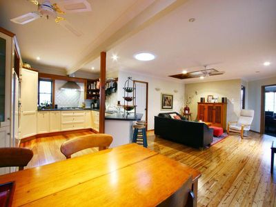 131 Fisher  St, Oak Flats
