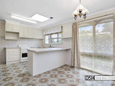 4 Taylor Street, Cranbourne