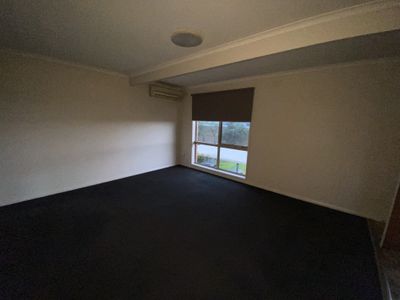 8 / 102 Synnot Street, Werribee