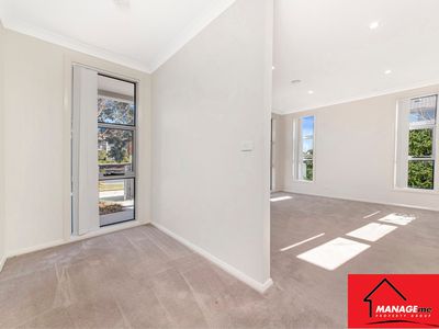 1 TOM NICHOLAS CRESCENT, Forde