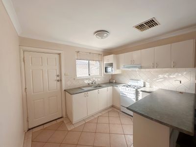 3 / 33 Piccadilly Street, Piccadilly