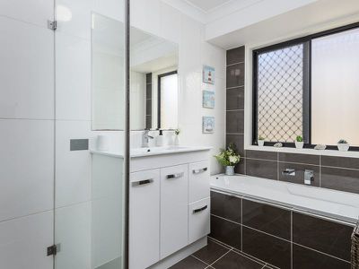 36 Jubilee Ave, Forest Lake
