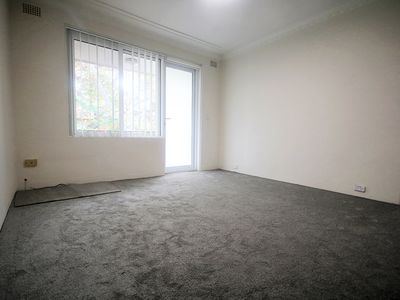 5 / 32 Hampden Road, Lakemba