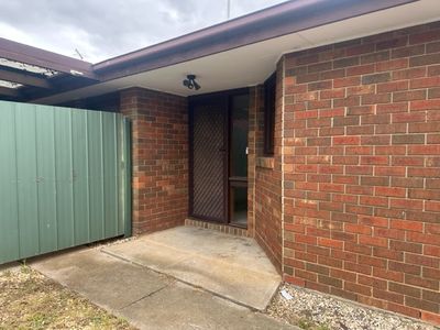 1 / 37 Rowes Road, Werribee