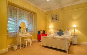 1 Railway Avenue, Beaconsfield