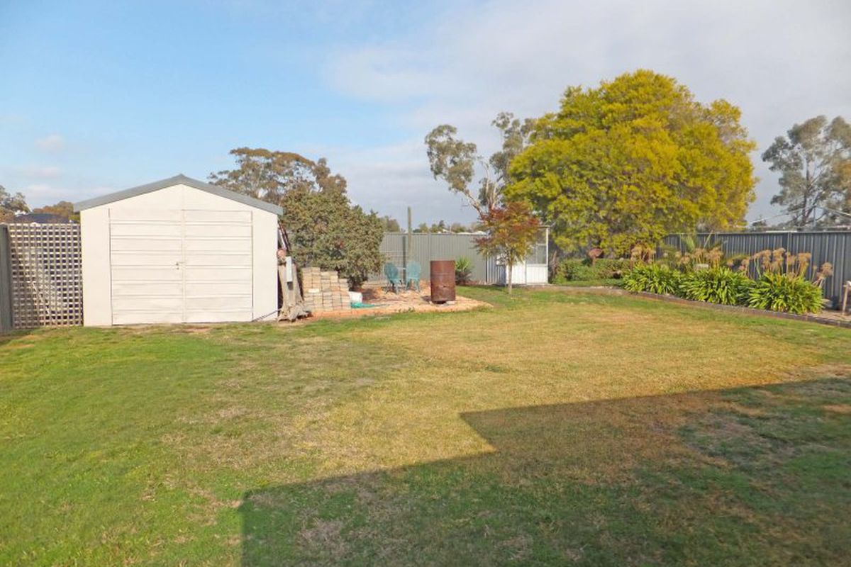 12 Blamey Road, Stanhope
