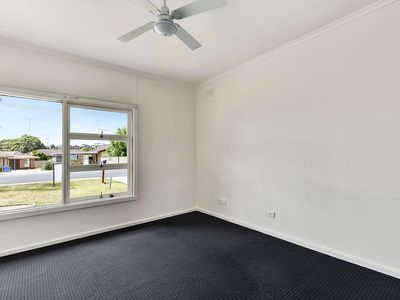 11 Underwood Avenue, Mount Gambier