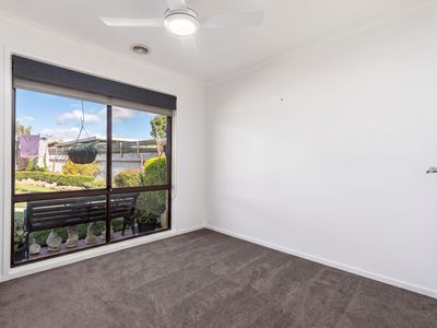 19 LLOYD STREET, West Wodonga
